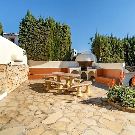 Villa Casa Orense -by Aldertons